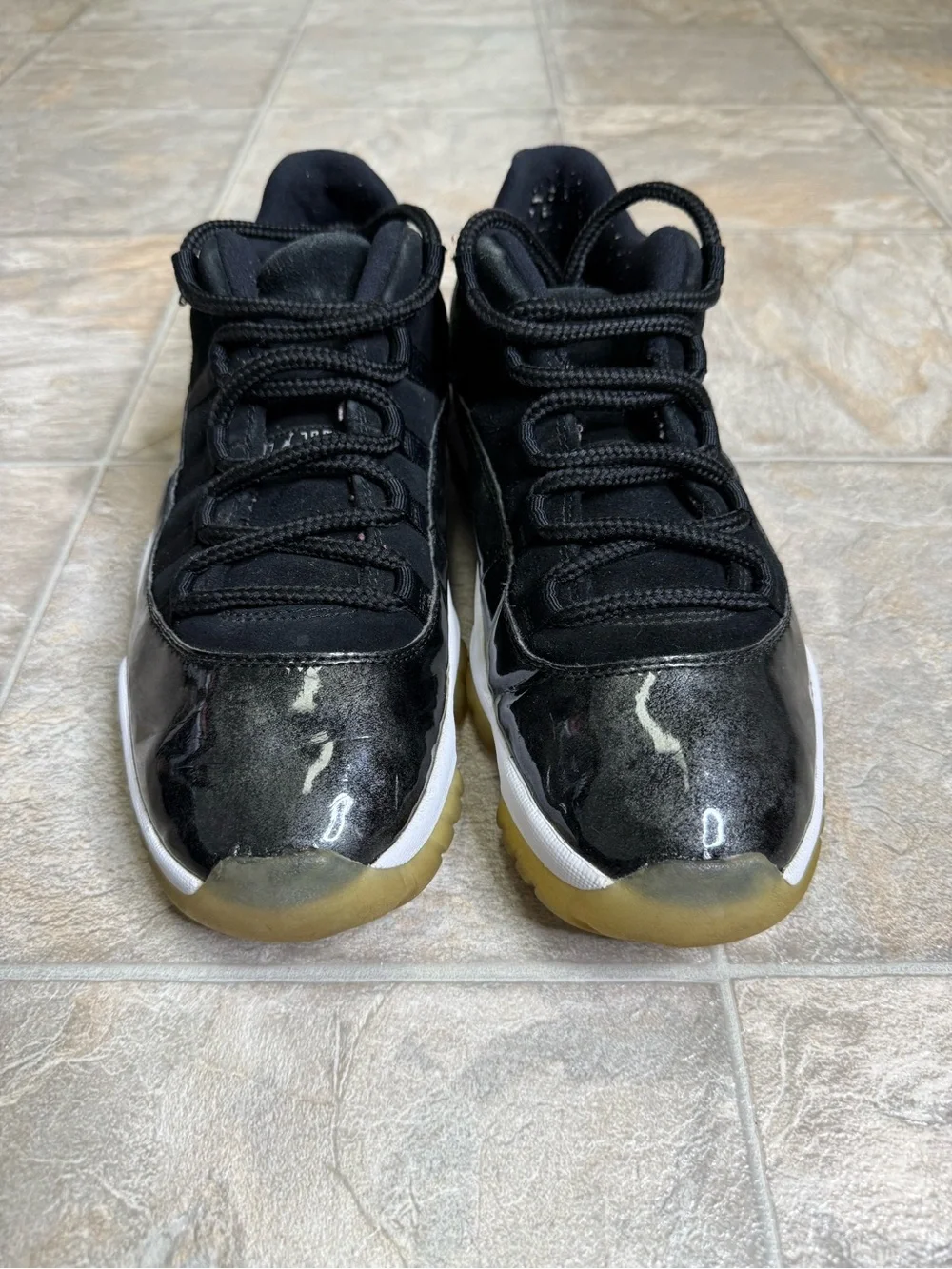 Air Jordan 11 Low Barons Mens Shoe Size 9.5 Black 528895-010 Preowned